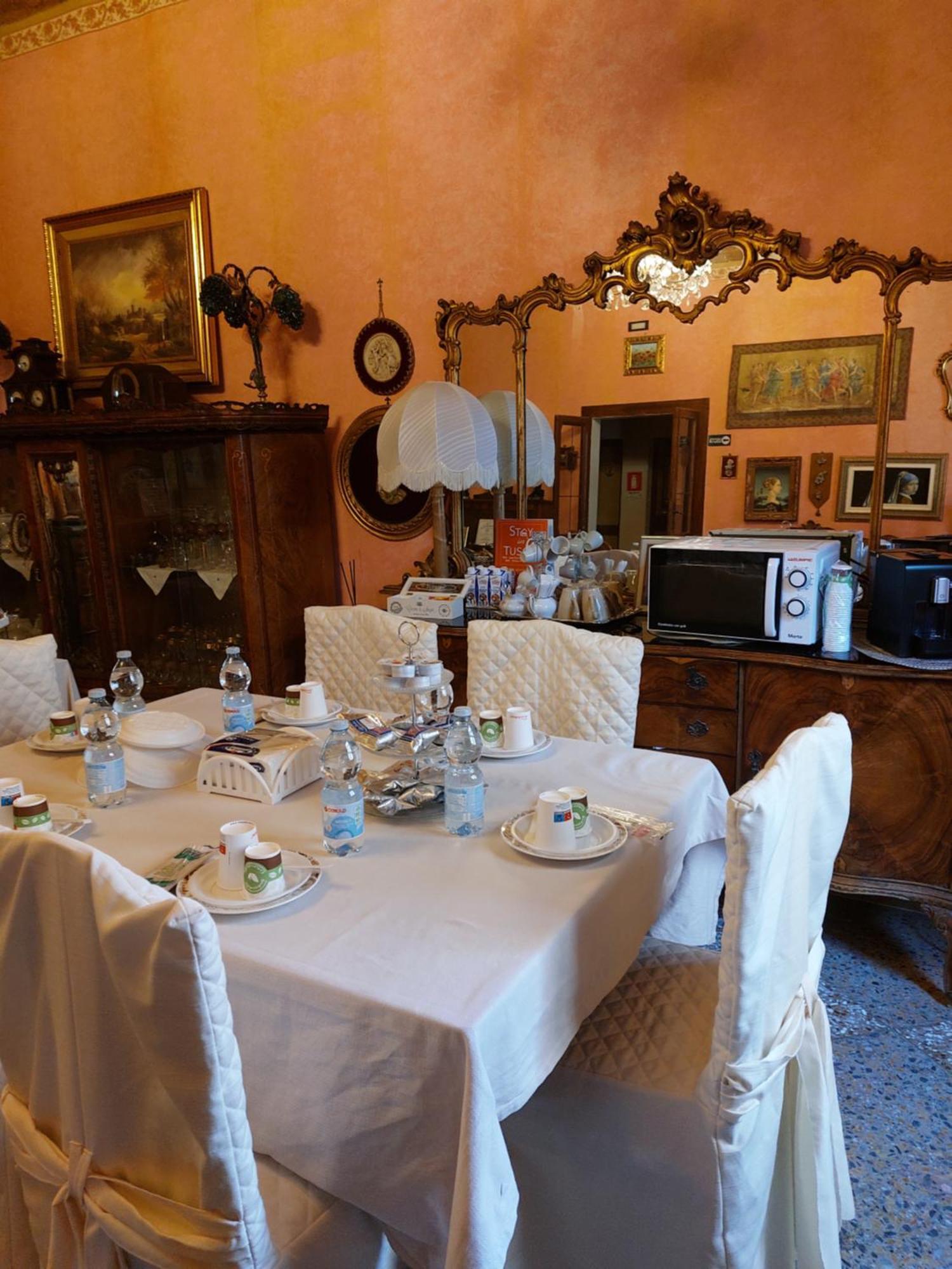 Alloggio Turistico "L'Incontro" 6 Viterbo Buitenkant foto